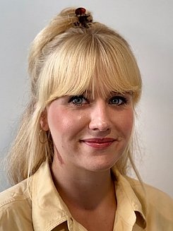 Frau  Marianne Vogt